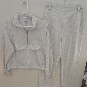 Te Verde Matching Joggers Set